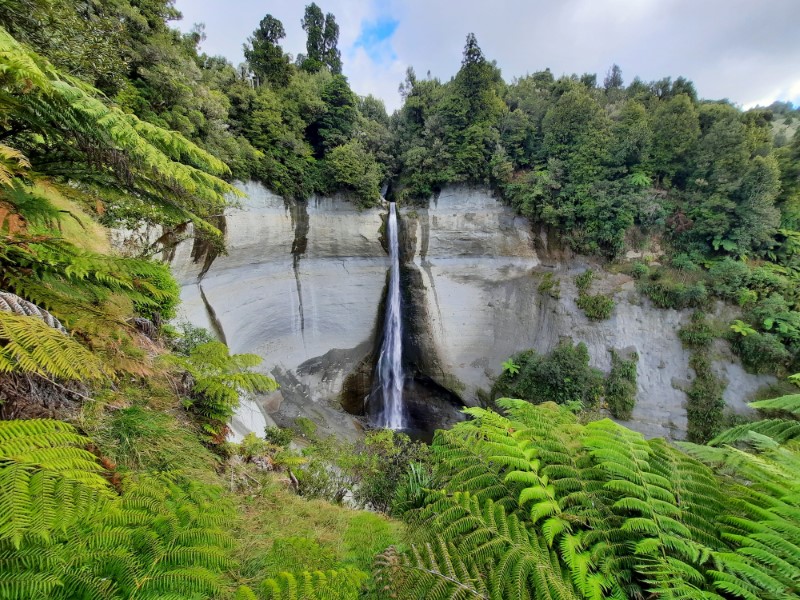 Mt Damper Falls