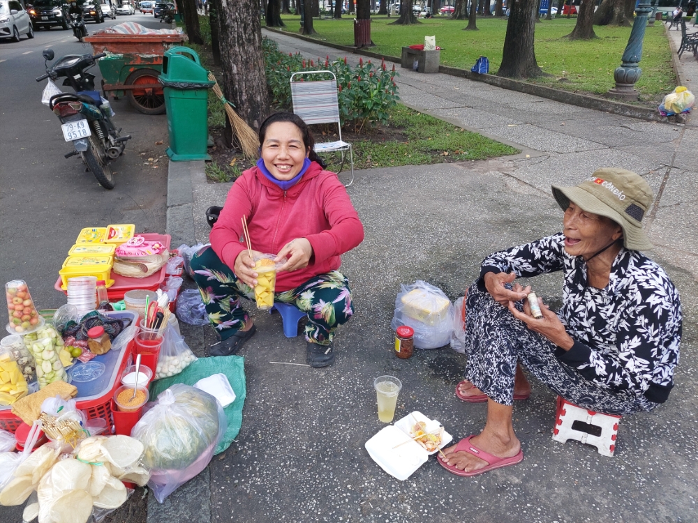 Ho Chi Minh City - Street Vendors